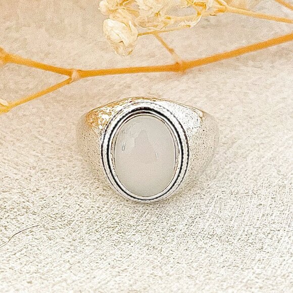 925 Sterling Silver Moonstone Ring Chunky Silver Ring Vintage Stone Ring - Picture 1 of 5